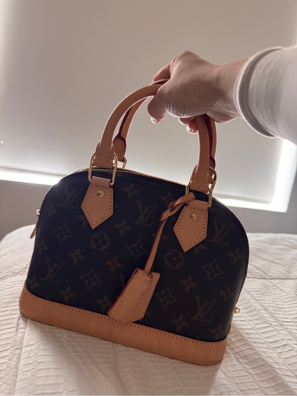 LOUIS VUITTON BABY ALMA